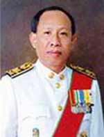 นายวัลลภ พลอยทับทิม